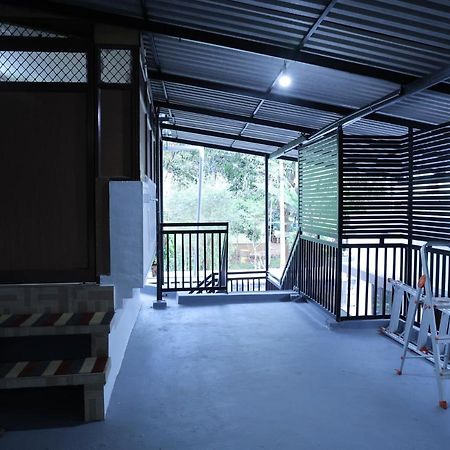 Hotel Malpans Mansion Nedumbassery Exterior foto